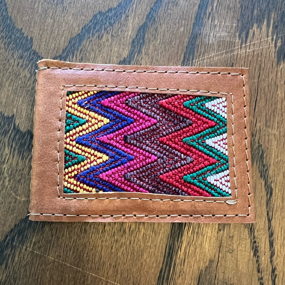 NENA & CO Handcrafted Multicolor Zigzag Pattern Wallet